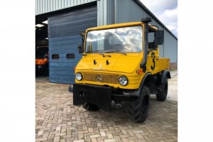 Mercedes-Benz Unimog 407 In perfecte staat met landbouwkenteken