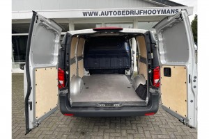 Mercedes-Benz Vito eVito-Lang 41kWh Achterdeuren briljantzilver