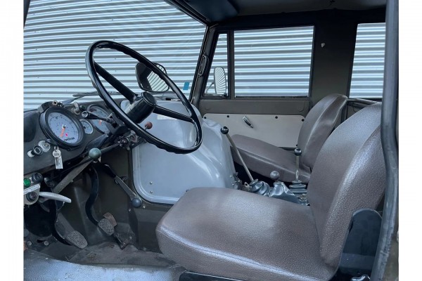 Mercedes-Benz Unimog 406 Doka Vliegtuigsleper Nieuwstaat!