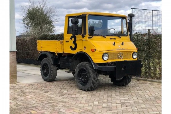 Mercedes-Benz Unimog 407 In perfecte staat met landbouwkenteken