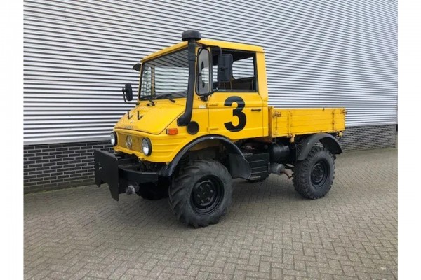 Unimog 407