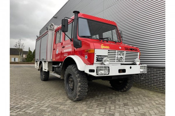 Unimog U1300L Doka