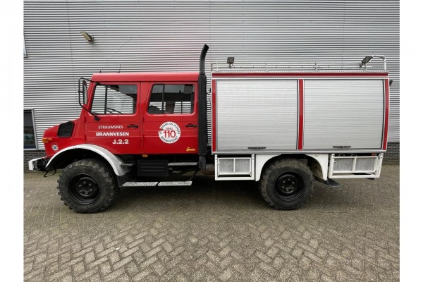 Mercedes-Benz Unimog U1300L Doka Brandweer in Topstaat!