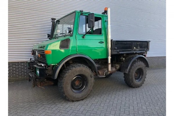 Mercedes-Benz Unimog U1400 Agra