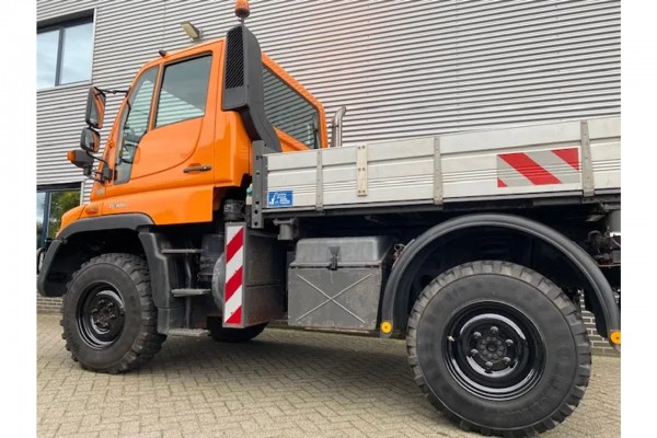 Mercedes-Benz Unimog U300 Kiepbak, 1200 uren Sold/Verkocht